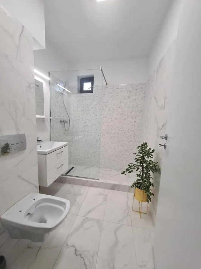 Apartament 2 Camere Superb Bukareszt 0*,